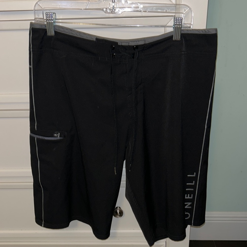 Men’s O’Neill board shorts